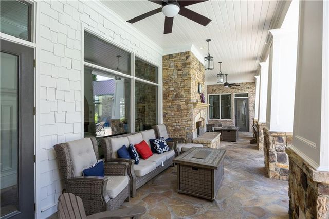 730 STICKLEY OAK Way, Woodstock, GA 30189