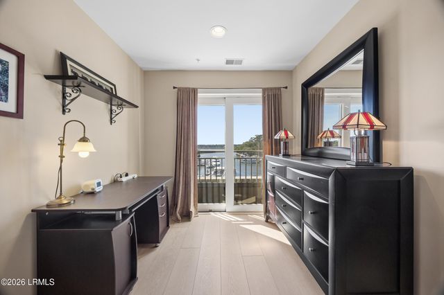 9 Shelter Cove Ln Apt 304, Hilton Head Island, SC 29928
