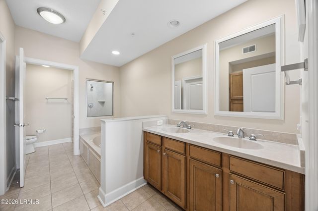 9 Shelter Cove Ln Apt 304, Hilton Head Island, SC 29928