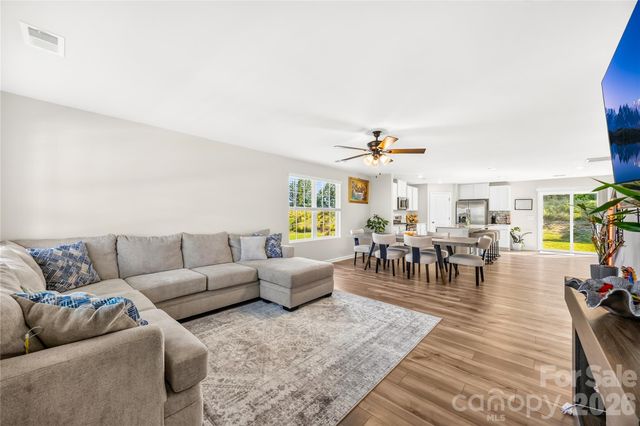 527 Millstone Drive, Edgemoor, SC 29712