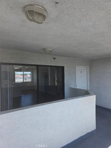 4326 W 142nd Street 8, Hawthorne, CA 90250