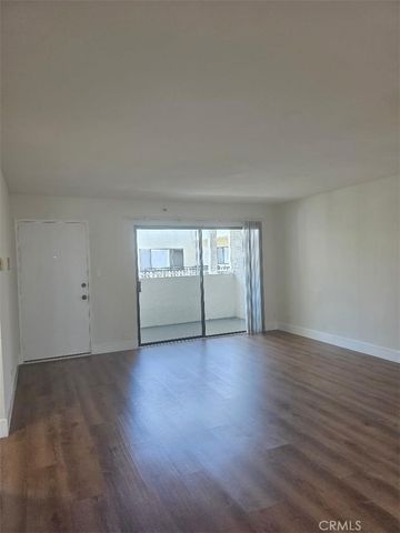 4326 W 142nd Street 8, Hawthorne, CA 90250