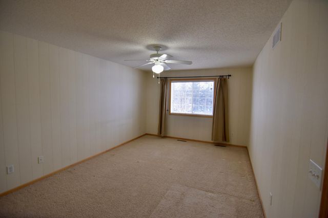 17556 Elm Road N, Maple Grove, MN 55311