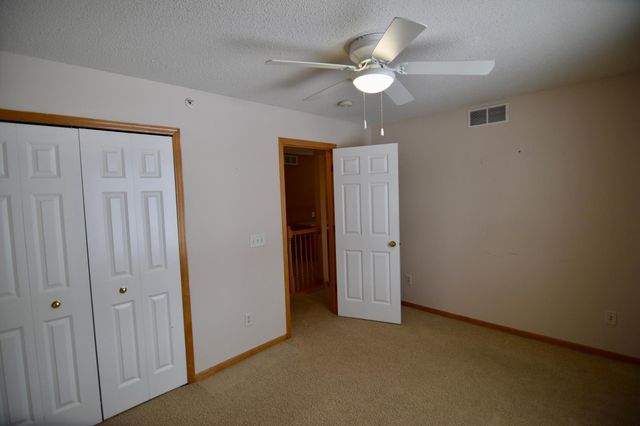 17556 Elm Road N, Maple Grove, MN 55311