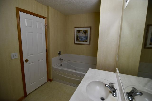 17556 Elm Road N, Maple Grove, MN 55311