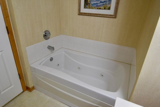 17556 Elm Road N, Maple Grove, MN 55311