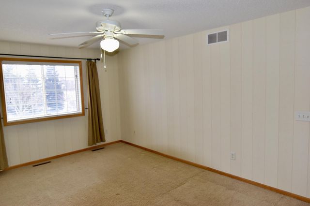 17556 Elm Road N, Maple Grove, MN 55311