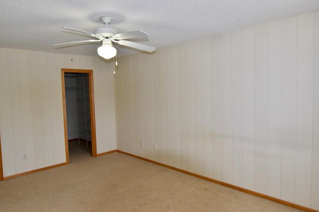 17556 Elm Road N, Maple Grove, MN 55311