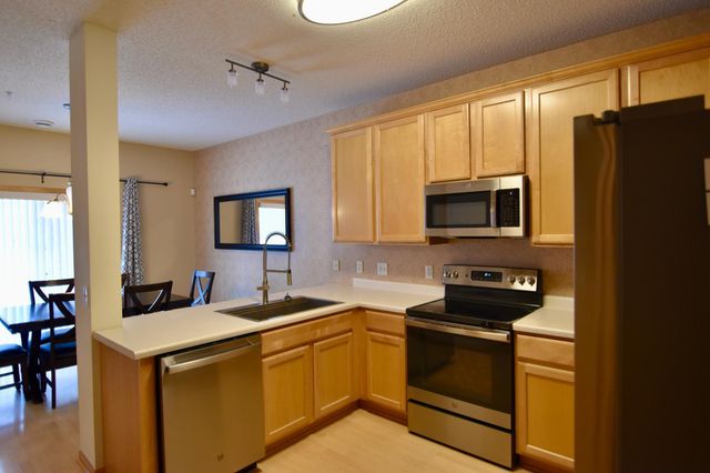 17556 Elm Road N, Maple Grove, MN 55311