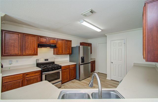 16319 Kendons Way Lane, Cypress, TX 77429