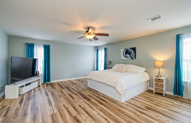 16319 Kendons Way Lane, Cypress, TX 77429