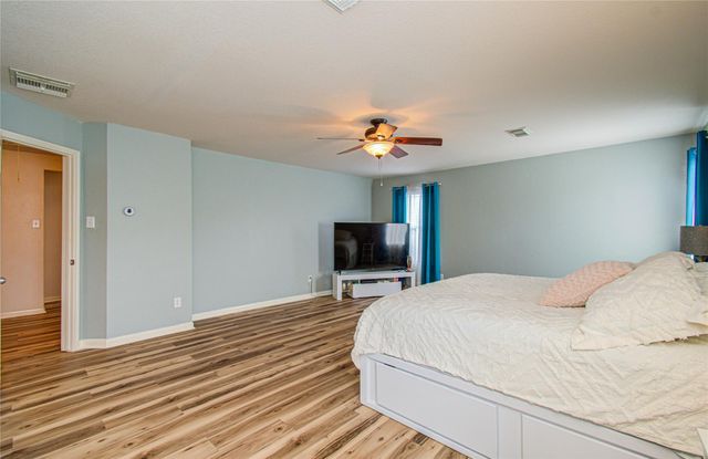 16319 Kendons Way Lane, Cypress, TX 77429
