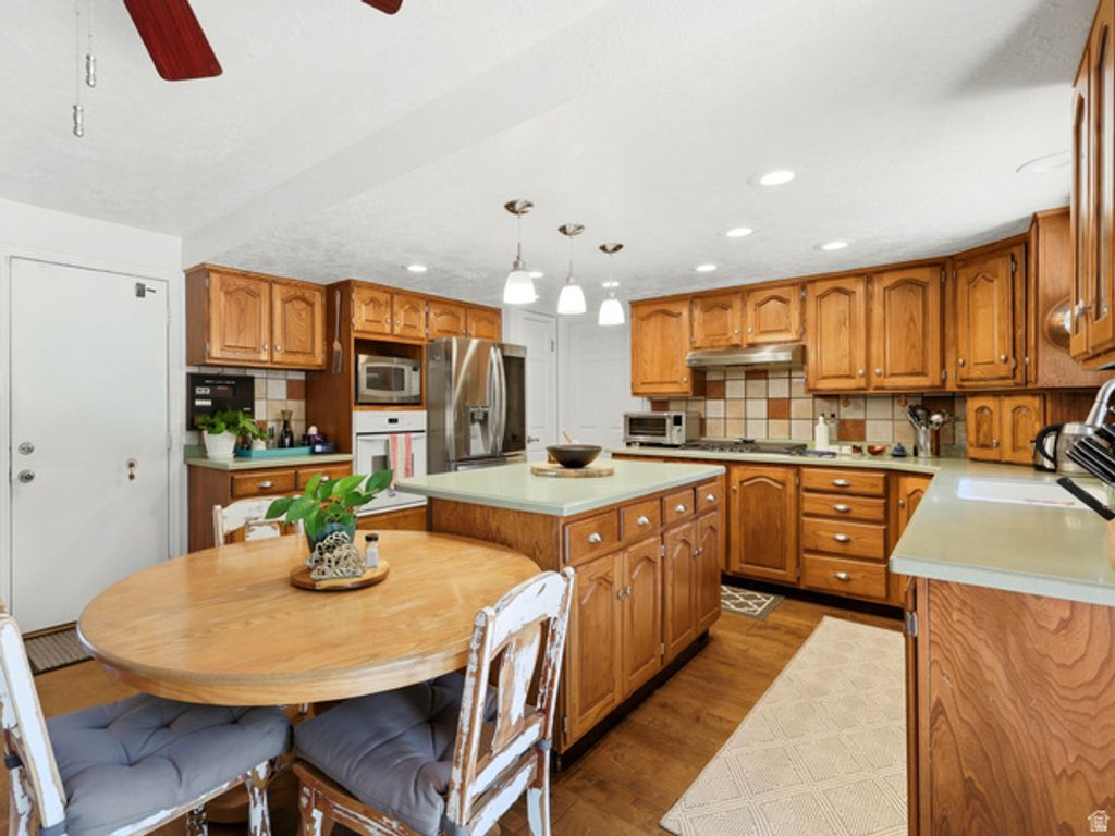 632 E 3550 S, Bountiful, UT 84010 — photo 5