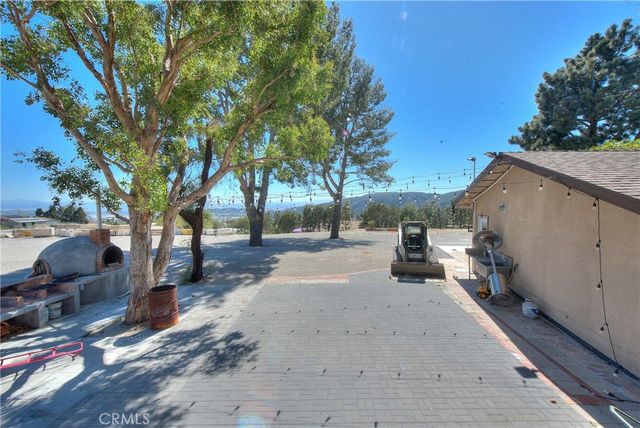 575 Greenwood Avenue, San Bernardino, CA 92407