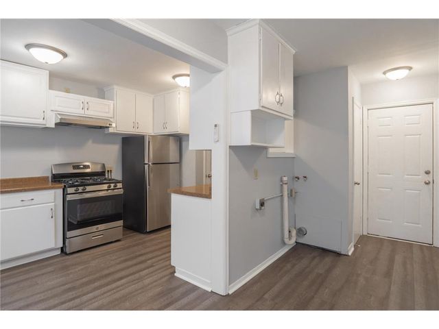 5048 Girard Avenue N, Minneapolis, MN 55430