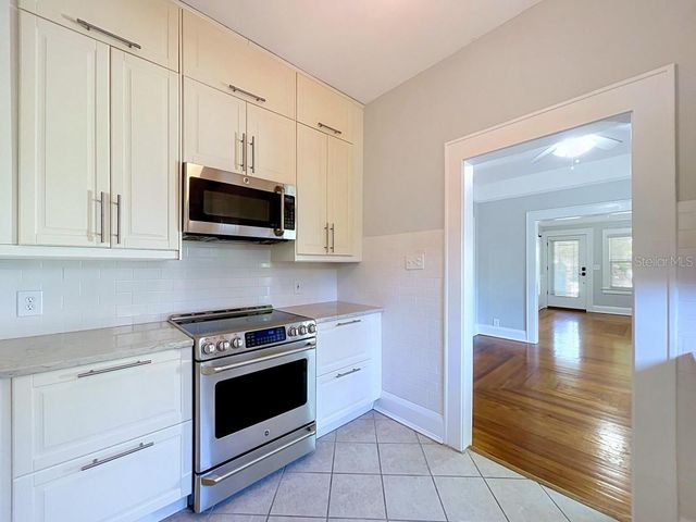 806 JOHNSON AVENUE, Lakeland, FL 33801
