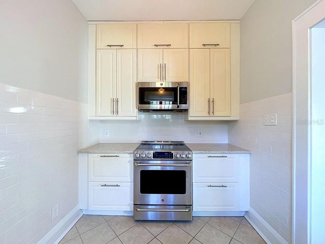 806 JOHNSON AVENUE, Lakeland, FL 33801