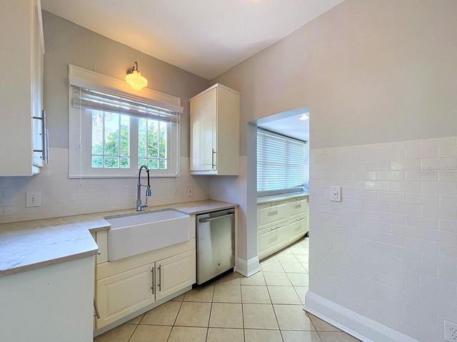 806 JOHNSON AVENUE, Lakeland, FL 33801