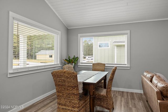 151 Long Pond Loop, Swansboro, NC 28584