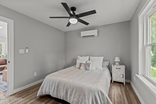 151 Long Pond Loop, Swansboro, NC 28584