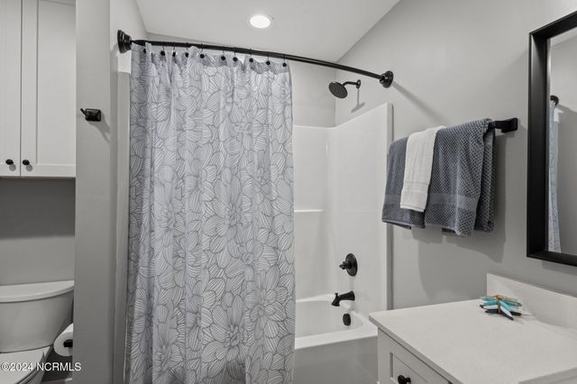 151 Long Pond Loop, Swansboro, NC 28584