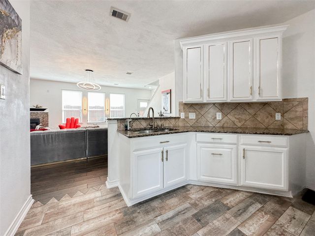 11630 Greensbrook Garden Drive, Houston, TX 77044