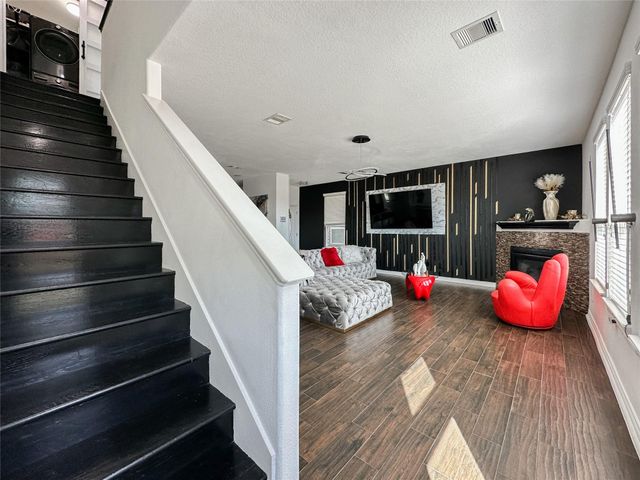 11630 Greensbrook Garden Drive, Houston, TX 77044