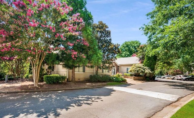 1615 Wingate Way, Atlanta, GA 30350