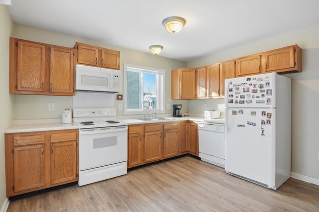 56 Wigwam Hill Drive, Worcester, MA 01605