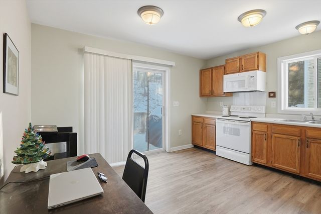 56 Wigwam Hill Drive, Worcester, MA 01605