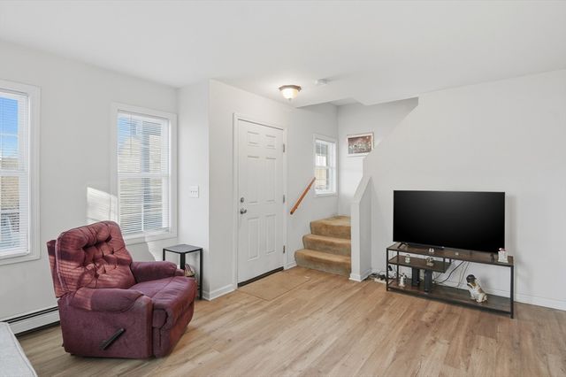 56 Wigwam Hill Drive, Worcester, MA 01605