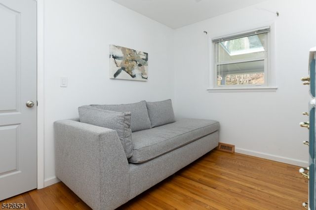 35 Cedar Terrace, Jefferson Twp., NJ 07885