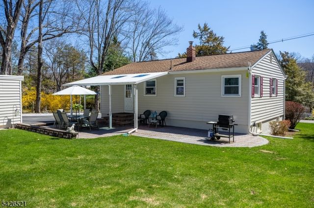 35 Cedar Terrace, Jefferson Twp., NJ 07885