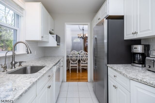 35 Cedar Terrace, Jefferson Twp., NJ 07885