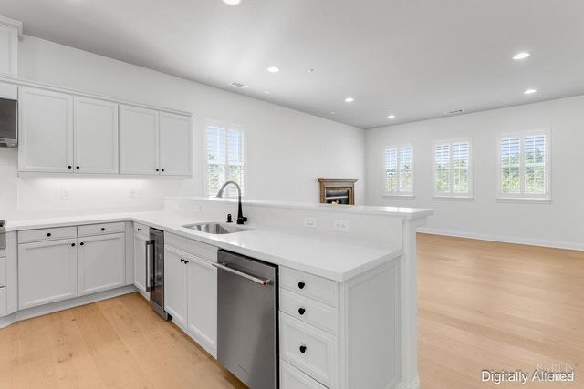 5229 Sunridge Dr, Fairfield, CA 94534