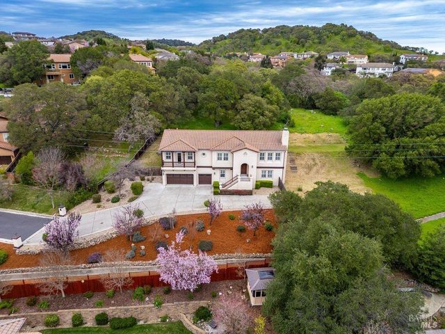 5229 Sunridge Dr, Fairfield, CA 94534