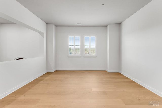 5229 Sunridge Dr, Fairfield, CA 94534