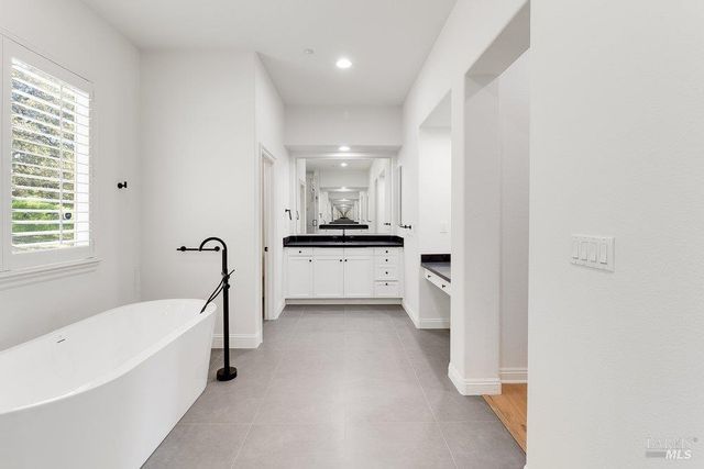 5229 Sunridge Dr, Fairfield, CA 94534