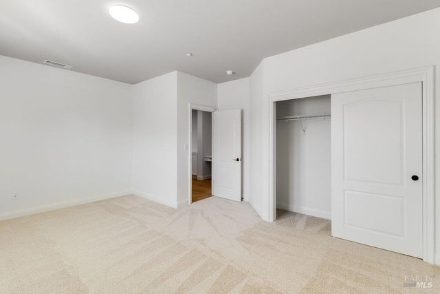 5229 Sunridge Dr, Fairfield, CA 94534