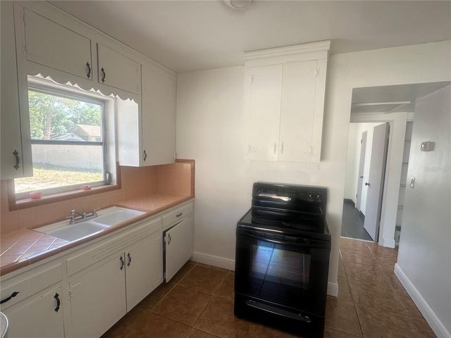 4824 DR MARTIN LUTHER KING JR STREET S, St Petersburg, FL 33705