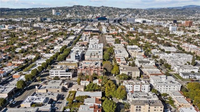 915 S Wooster, Los Angeles, CA 90035