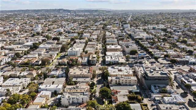 915 S Wooster, Los Angeles, CA 90035
