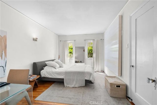 915 S Wooster, Los Angeles, CA 90035