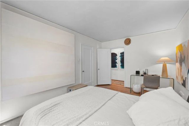 915 S Wooster, Los Angeles, CA 90035