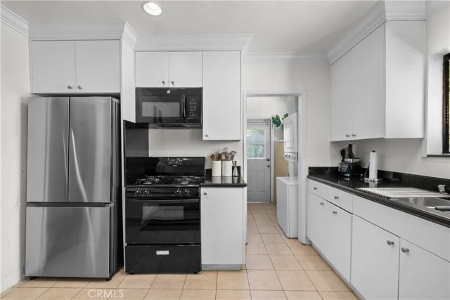 915 S Wooster, Los Angeles, CA 90035