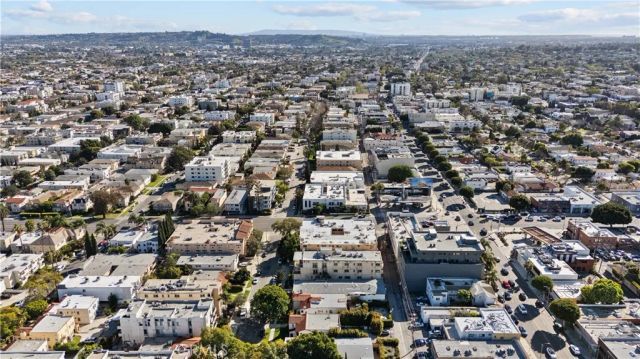 915 S Wooster, Los Angeles, CA 90035