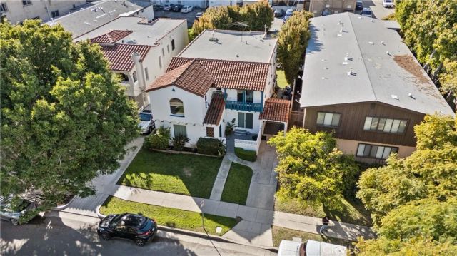 915 S Wooster, Los Angeles, CA 90035