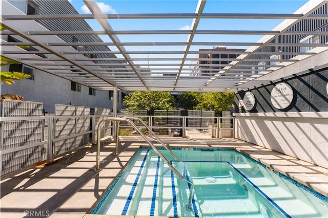 435 W Center Street 307, Anaheim, CA 92805