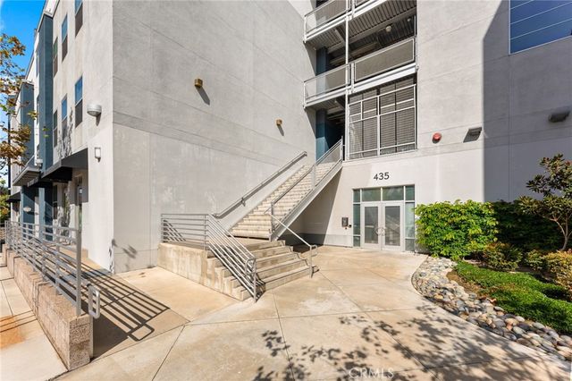 435 W Center Street 307, Anaheim, CA 92805