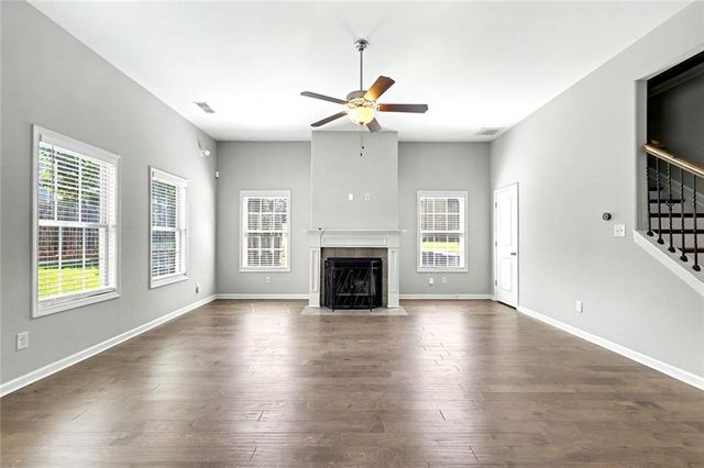 12 alabama Avenue, Sharpsburg, GA 30277